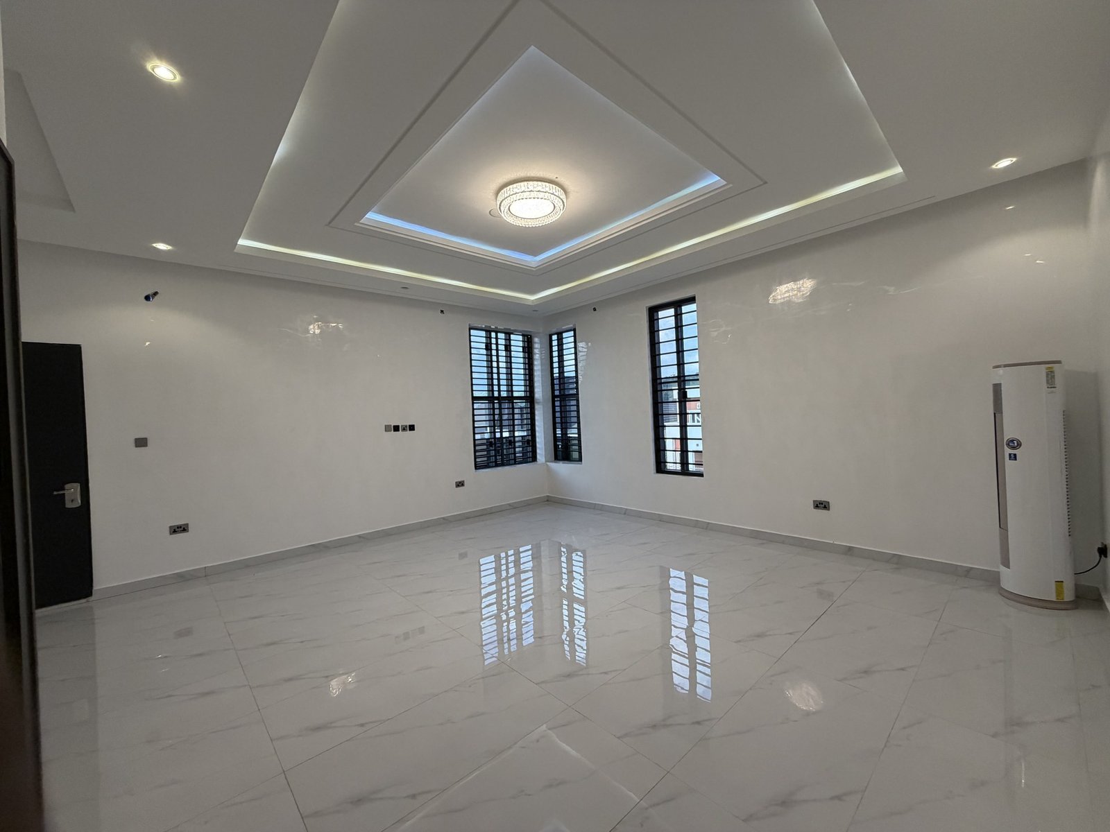Luxury 6bedroom Duplex with Swimming Pool photo 9