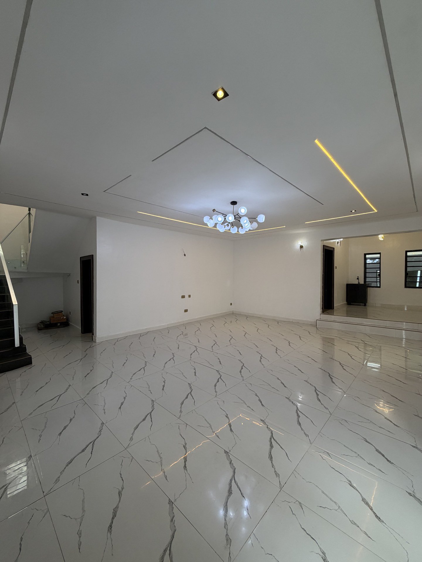 Affordable 4-bedroom Duplex with Gatehouse photo 2
