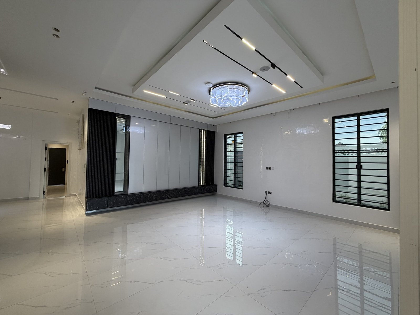Luxury 6bedroom Duplex with Swimming Pool photo 2