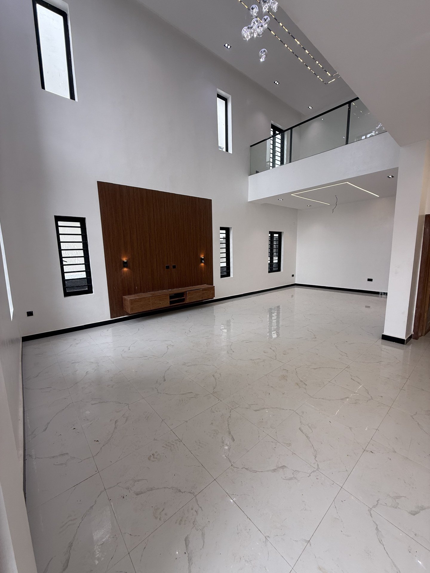 Luxury 4bedroom Duplex with Bq photo 3