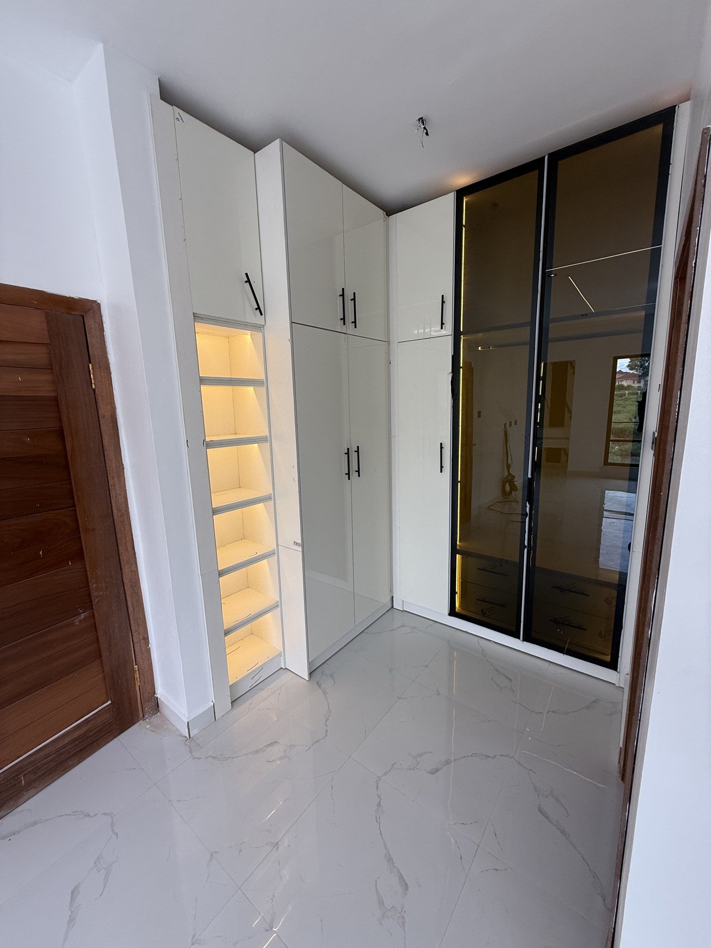 Luxury 4bedroom Duplex with Bq photo 9