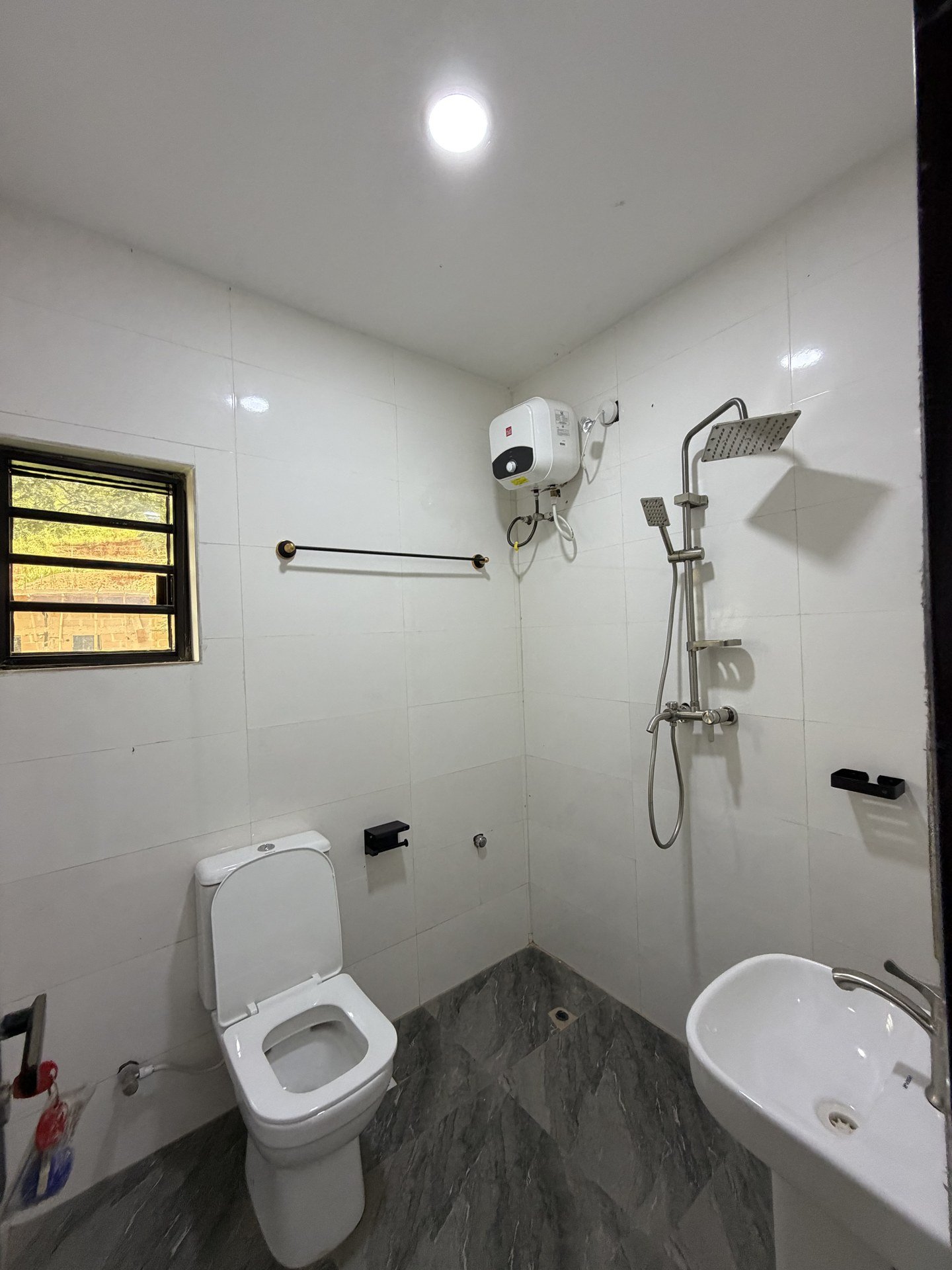 Affordable 4-bedroom Duplex with Gatehouse photo 8