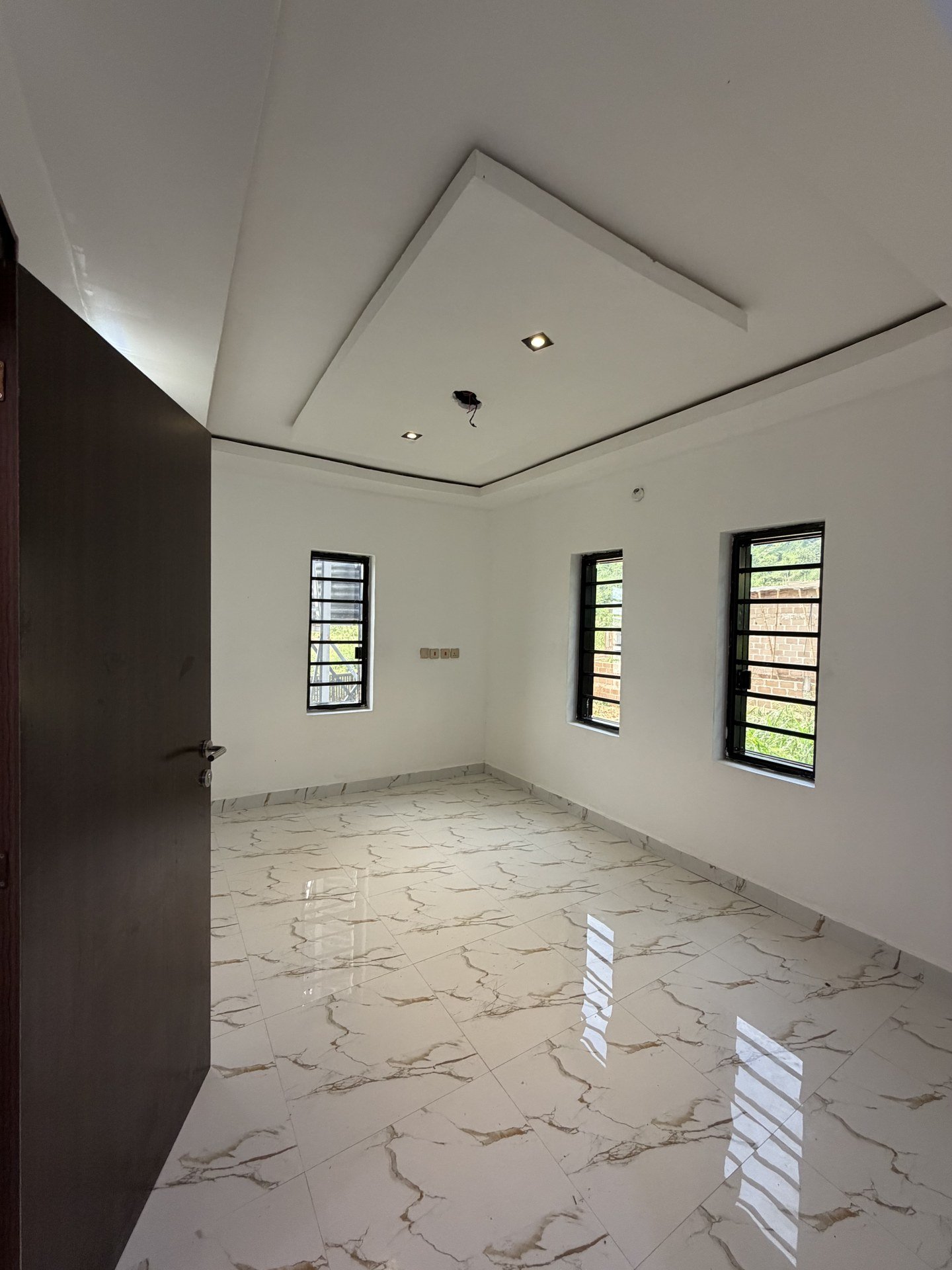 Affordable 4-bedroom Duplex with Gatehouse photo 9